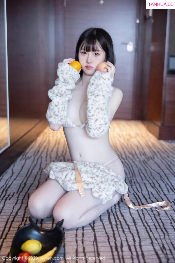   [XiuRen]高清写真图 2023.12.13 No.7803 林悠悠 丰腴美臀第10张图片